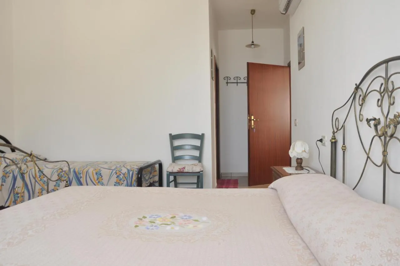 Podere Calistri Larciano 0*,